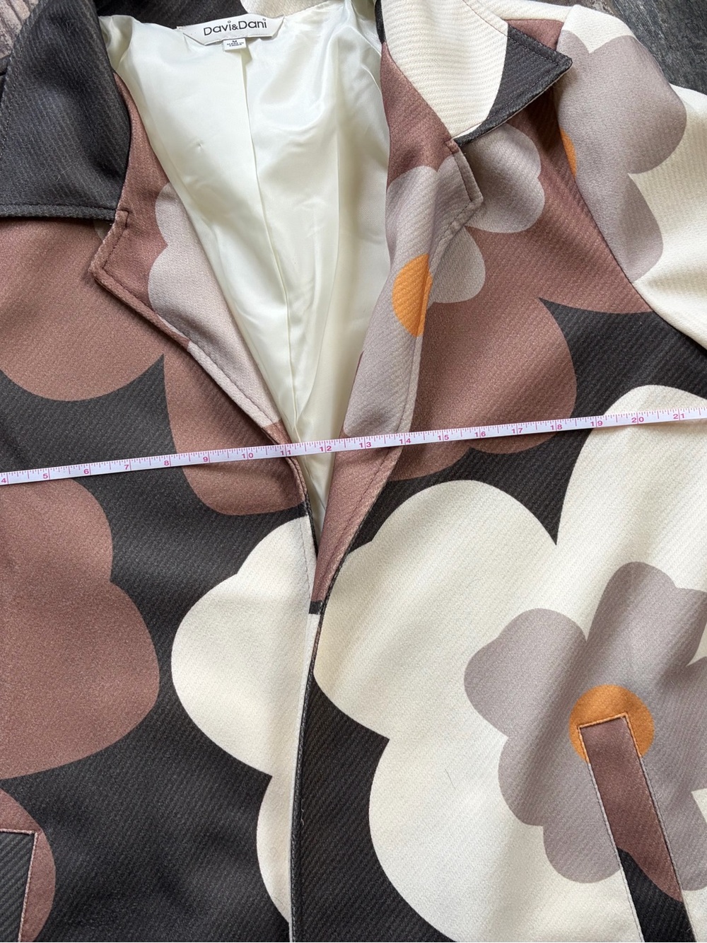 DAVI & DANI Floral Print Coat in Beige, White & Brown Size M - Picture 6 of 7